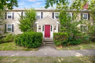 Building Photo - 159 Bedford St