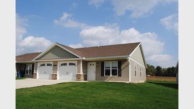 Bricker Place Apartments Photo