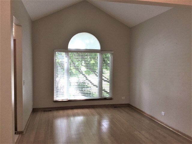 Foto del edificio - 994 Haywood Dr