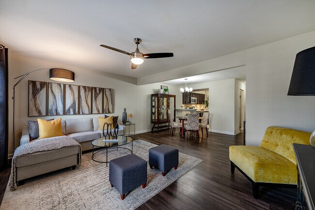 Foto del edificio - SouthRidge Apartments and Townhomes