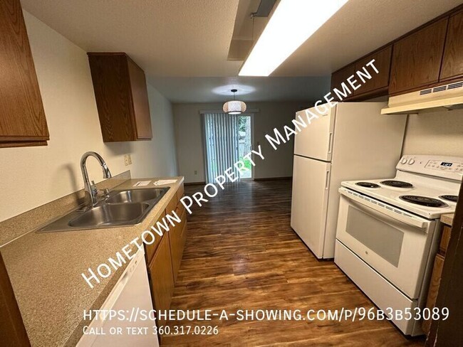 Building Photo - 1606 Sulky Dr SE