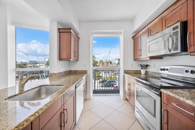 Building Photo - 7270 SW 88th St