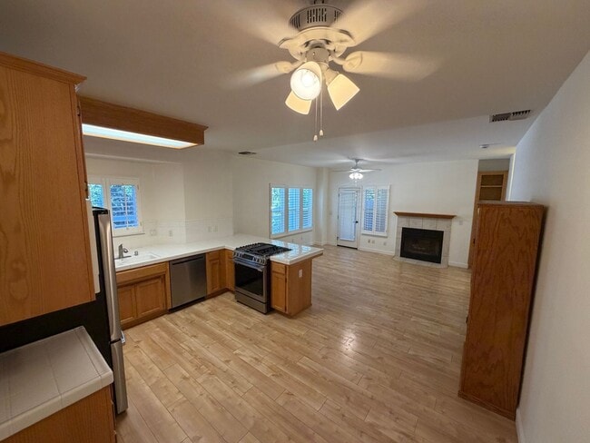 Building Photo - Downtown Templeton (3/2) - Must See!!