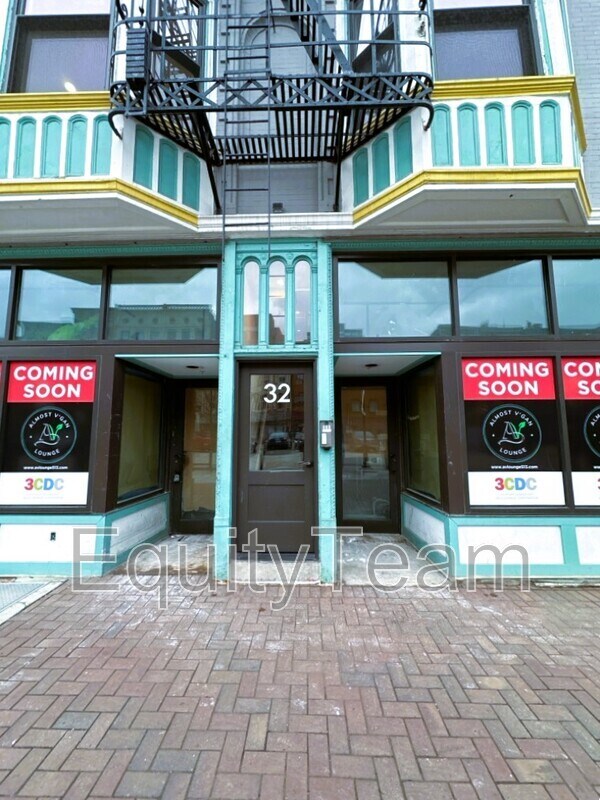 Foto principal - 32 E Court St