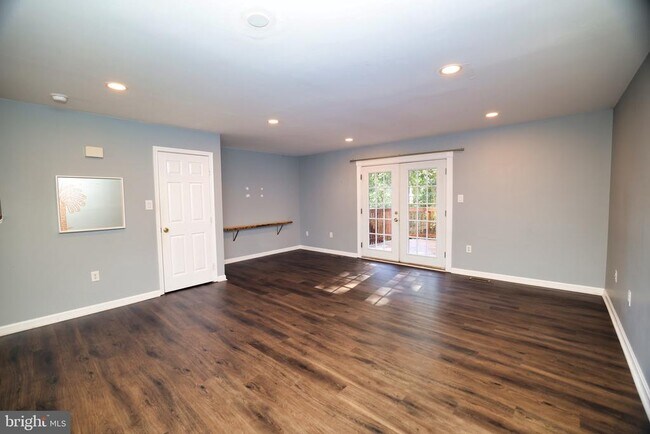 Building Photo - 14436 Whisperwood Ct