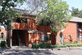 Building Photo - 1625 W Elizabeth St