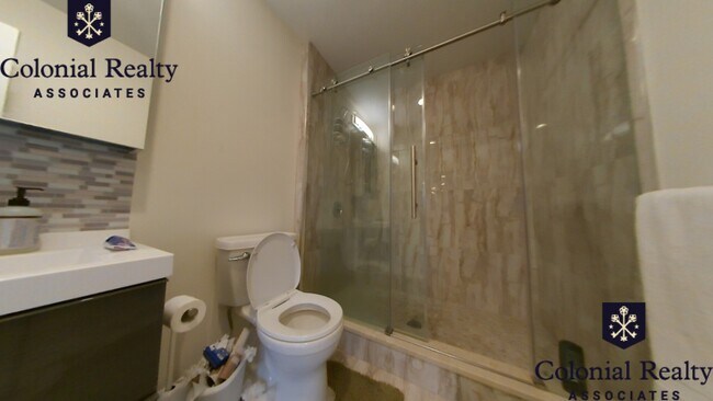 Foto del edificio - 1620 Beacon St