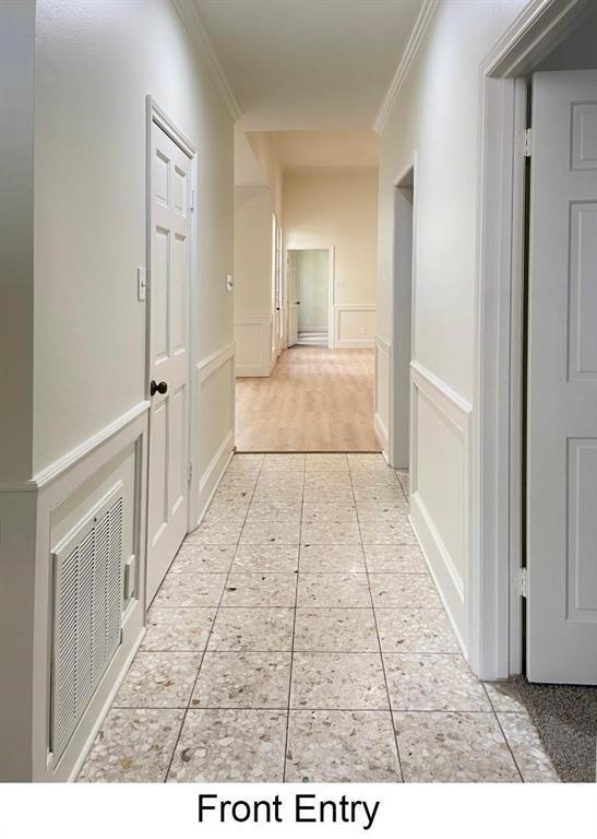 Building Photo - 5149 Del Monte Dr