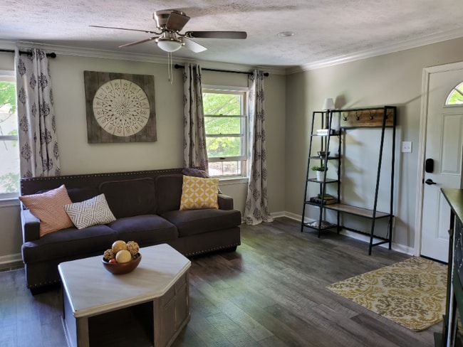 Photo - 10422 Covered Bridge Rd Townhome