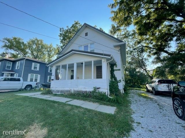 909 N Governor St, Iowa City, IA 52245