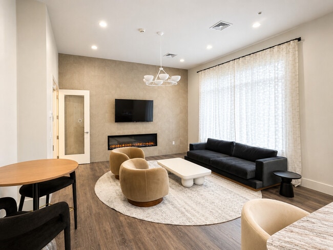 Building Photo - The Highlands at Morris Plains