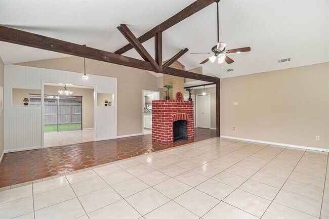 Building Photo - 819 Seamaster Dr