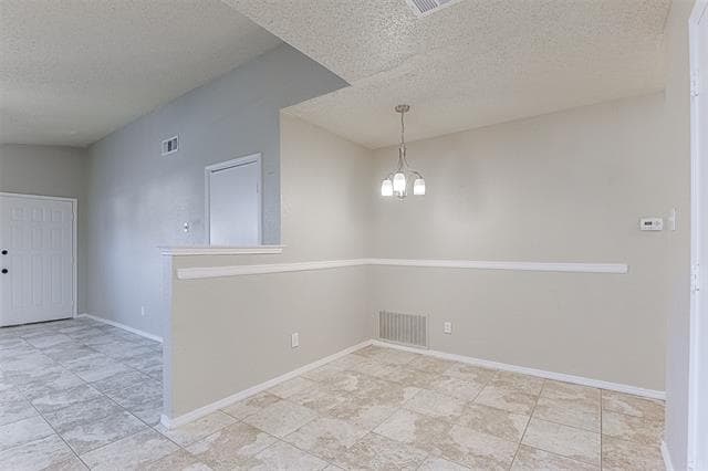Foto del edificio - 5301 Carpenter Dr