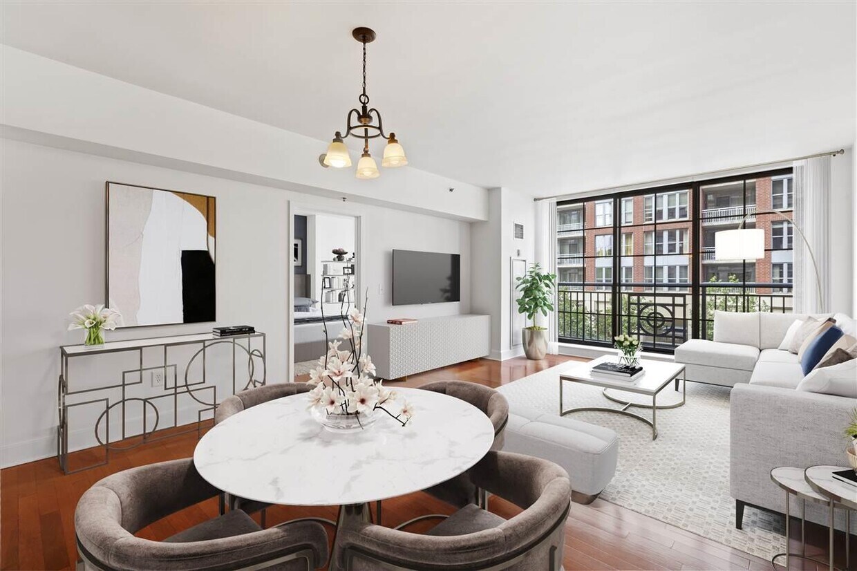 Foto principal - 1025 Maxwell Ln