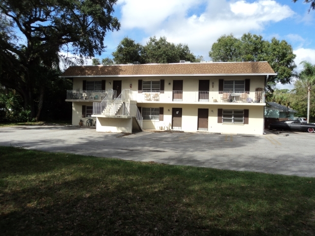 2421 Granada Ave, Vero Beach, Fl 32960 - Apartments In Vero Beach, Fl 