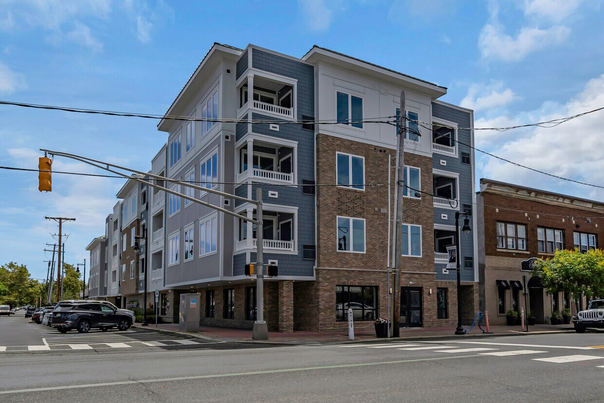 The Vault at 900 Main Rentals in Belmar at 900 Main St Belmar, NJ