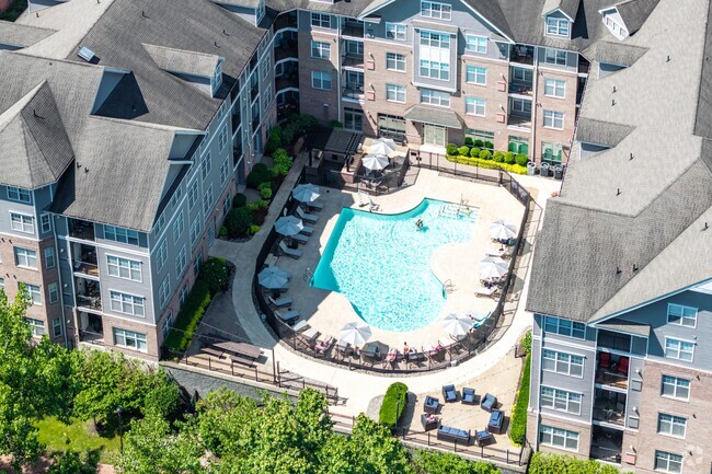 Building Photo - Merion Riverwalk Apartment Homes