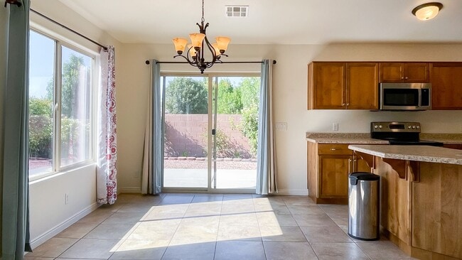 Foto del edificio - 4 Bedroom Treasure Valley Home Near Crimson High School