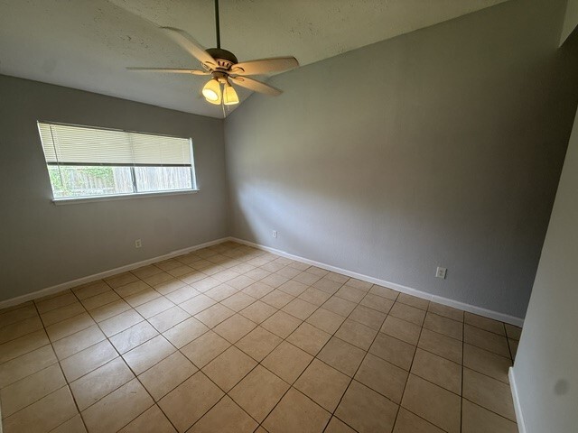 Building Photo - 3103 Trembling Creek Cir