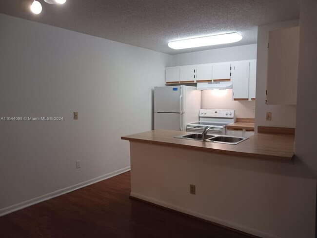 Building Photo - 18328 NW 68th Ave