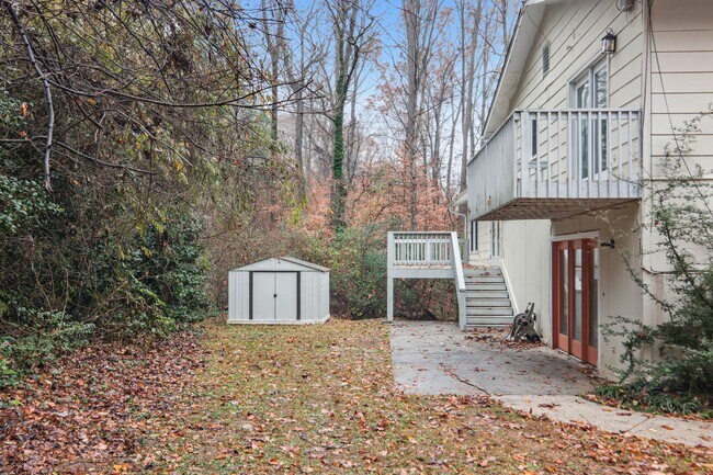 Building Photo - 1226 Coronada Drive