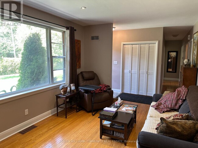 Photo du bâtiment - 4489 Old Scugog Rd
