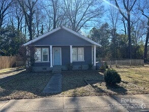 Building Photo - 3914 Bearwood Ave
