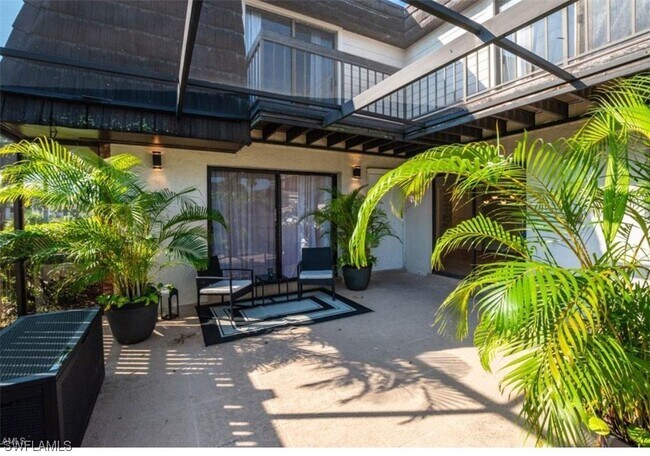 Foto del edificio - 124 Lake Point Ln