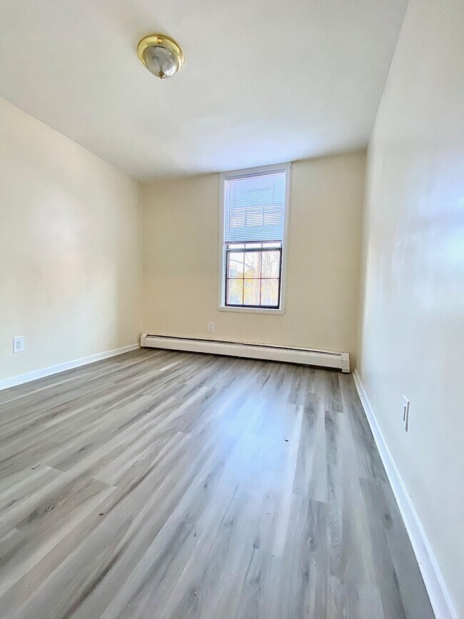 Foto del edificio - 609 Garfield Ave