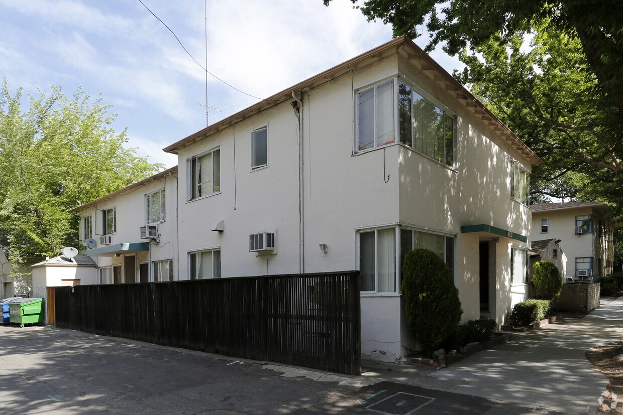 Building Photo - 1314 24th St