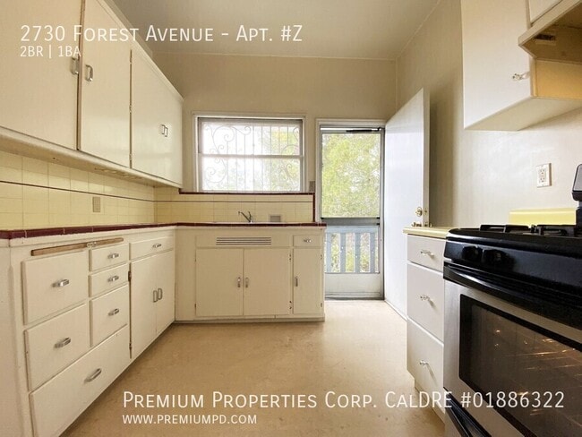 Foto del edificio - 2730 Forest Ave