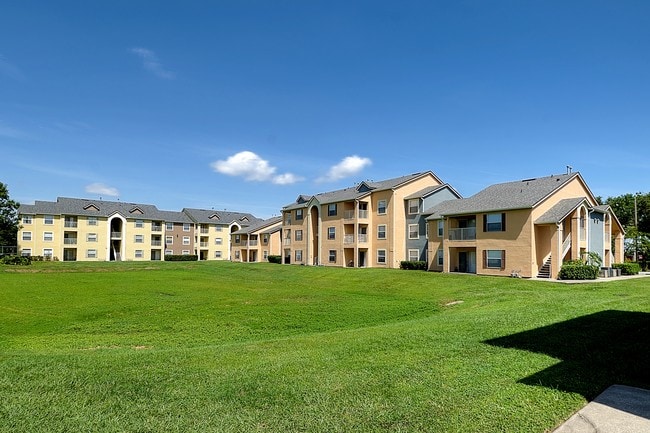 Building Photo - The Ivy at Gatehouse