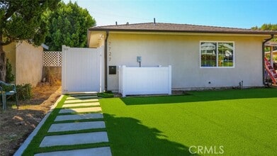 Building Photo - 7727 Shady Cove Ave