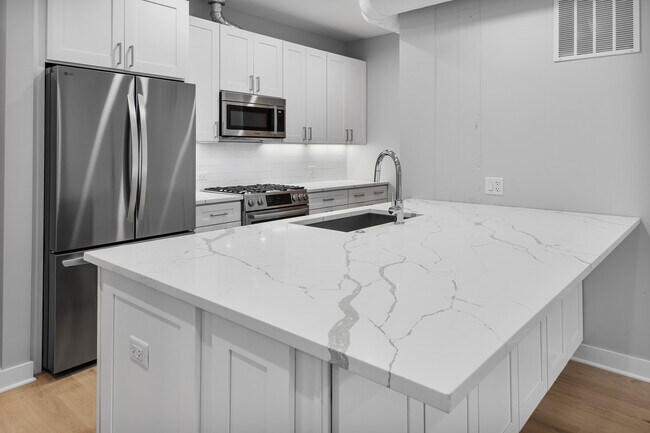 Foto del edificio - 4637 N Ashland Ave