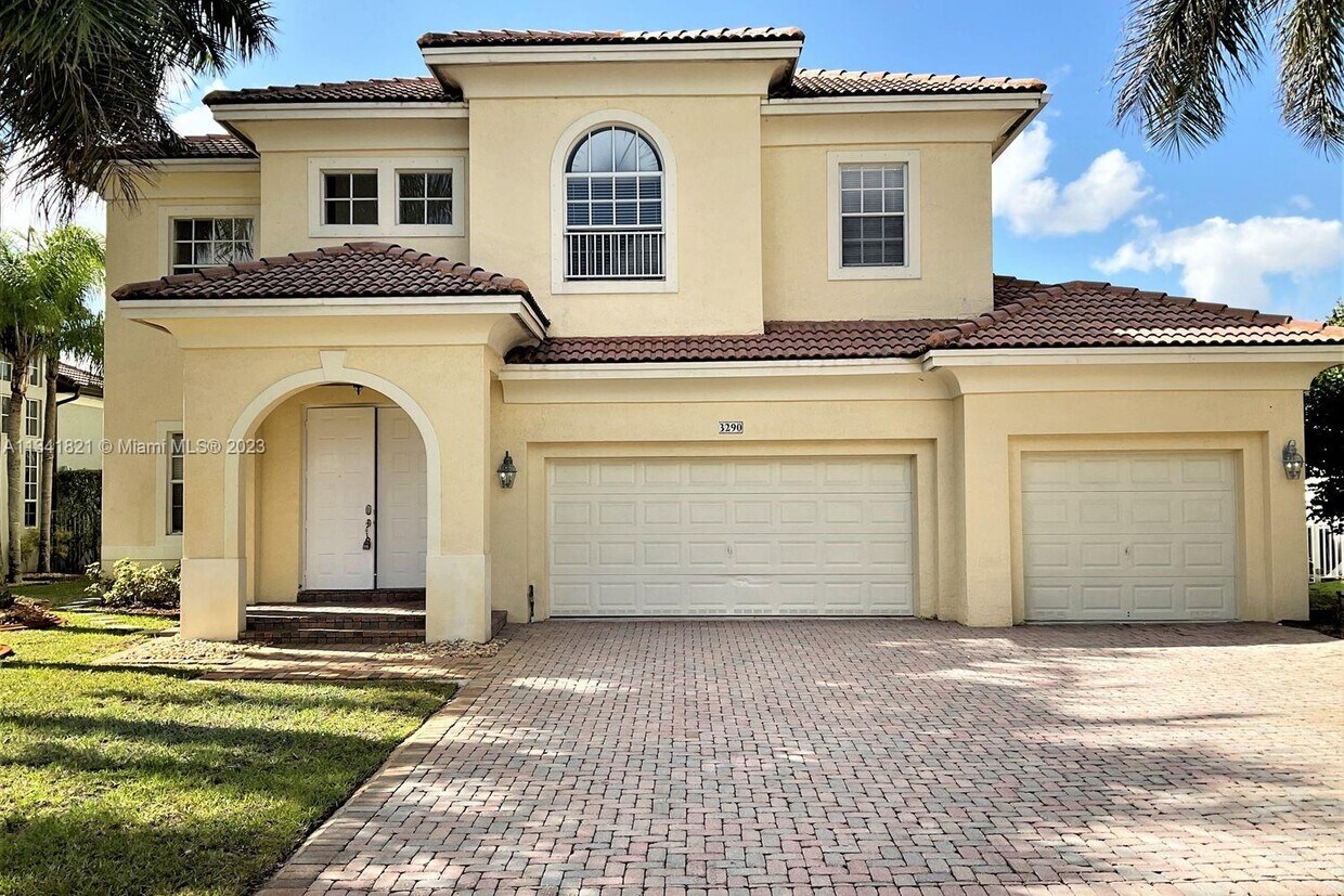 3290 SW 195th Terrace, Miramar, FL 33029 House for Rent in Miramar