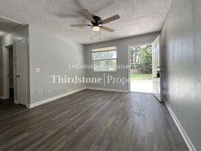 Building Photo - 1160 Comanche St