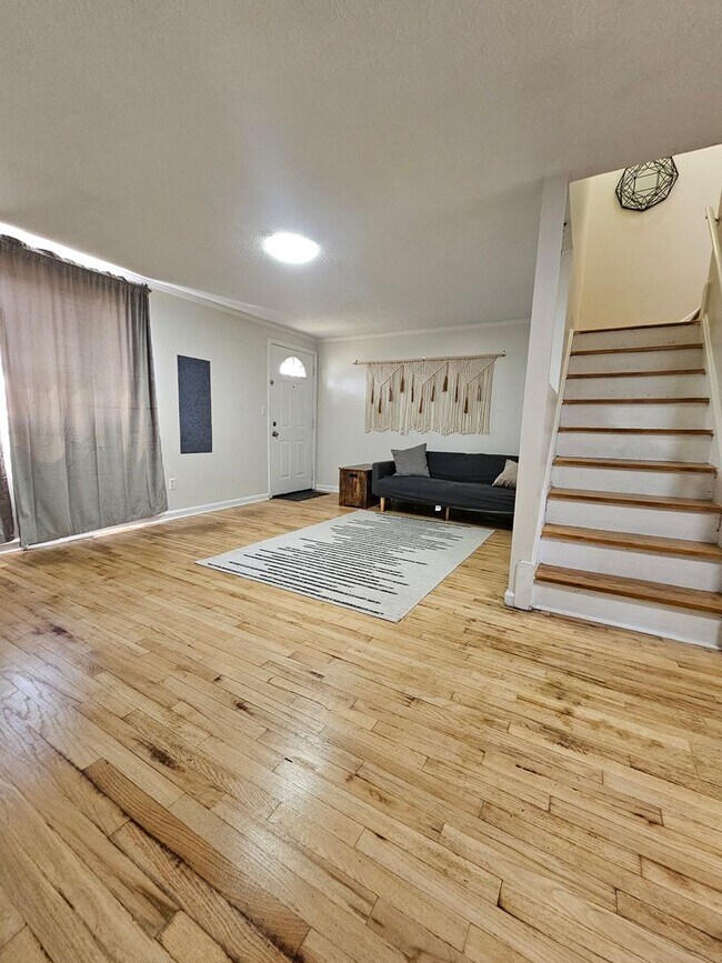 Foto del edificio - 15202/15204 Aldene Ave