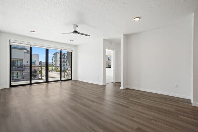 Building Photo - EAST BOISE LUXURY LOFT w/VIEWS!