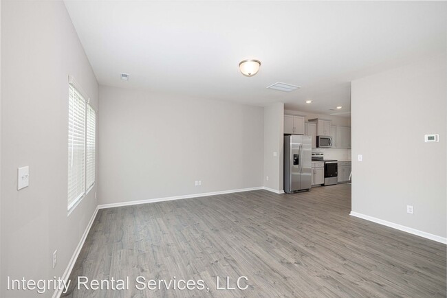 Building Photo - 3 br, 2.5 bath House - 11121 Woodland Cree...