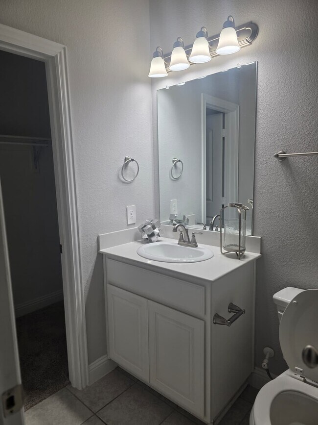 Foto del edificio - 1410 Brindle Dr
