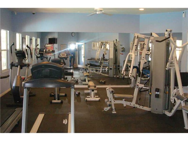 Foto del edificio - 10550 W Alexander Rd