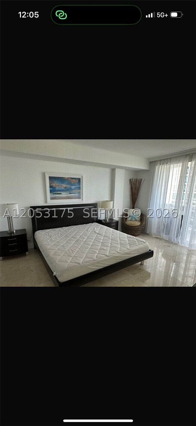 Foto del edificio - 10275 Collins Ave