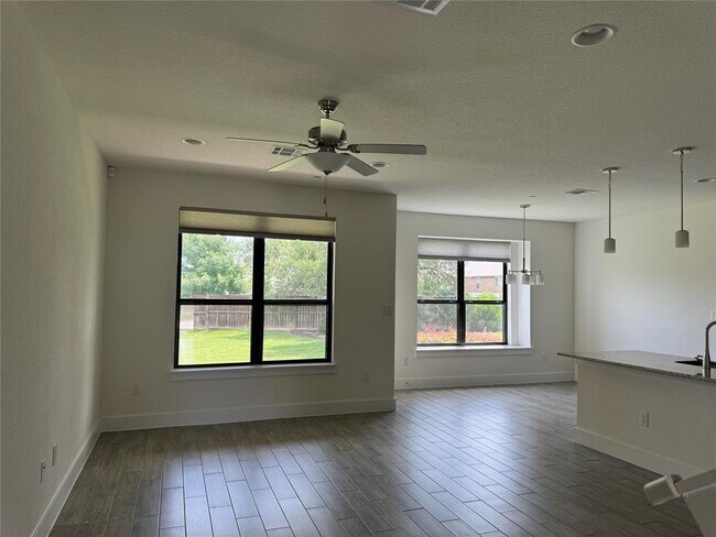 Building Photo - 12310 Maypole Bend