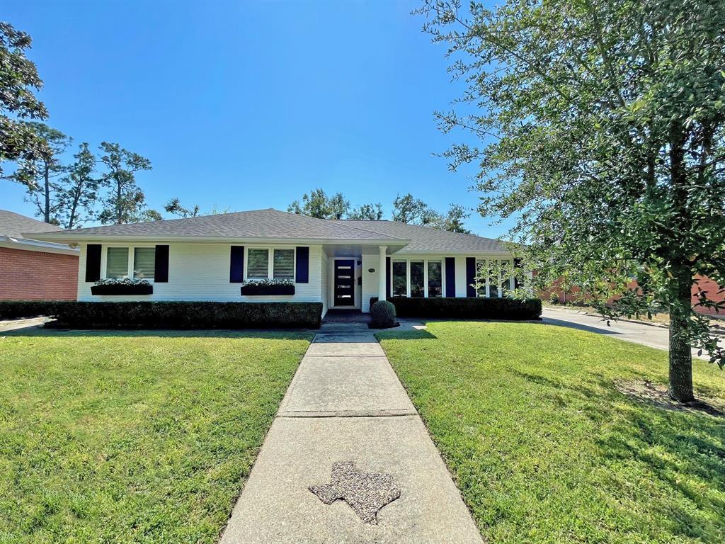 Primary Photo - 6219 Grovewood Ln