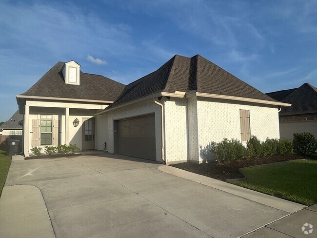 Building Photo - 549 Gadwell Dr