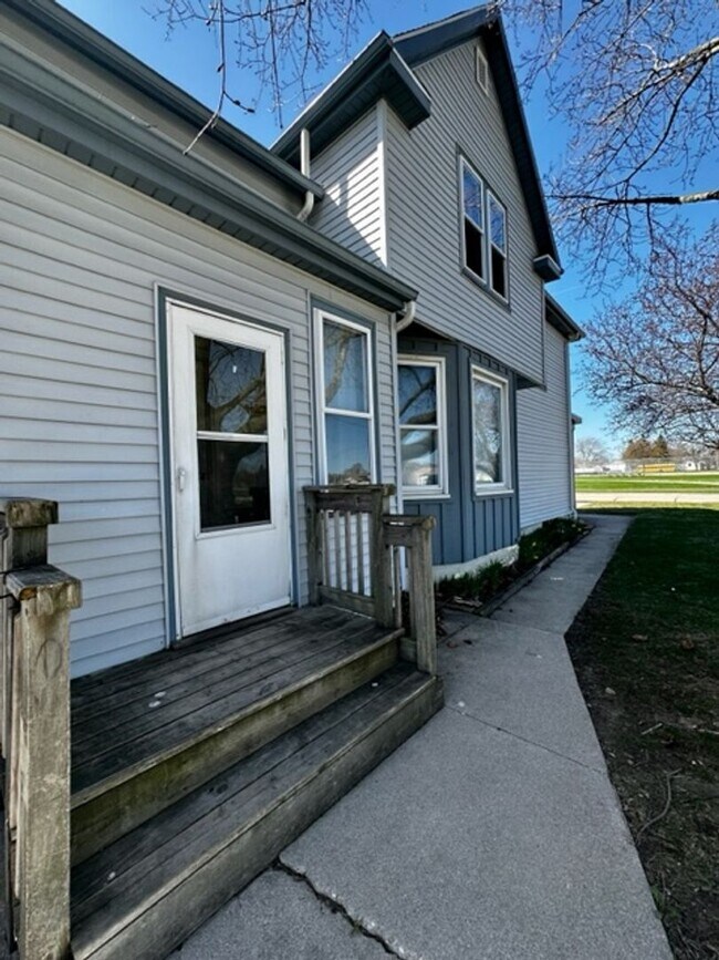 Building Photo - 3105 Mero St