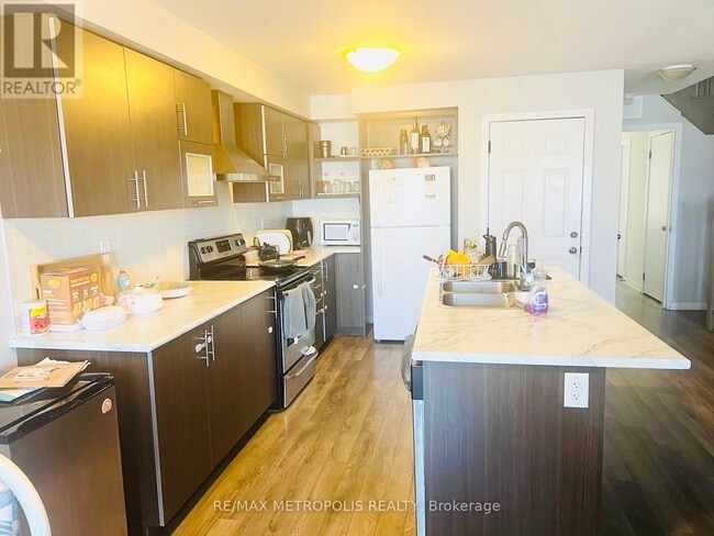 Building Photo - 116 Golden Springs Dr