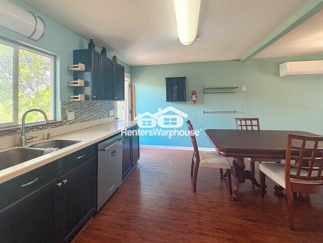 Building Photo - 10935 Birch Dr