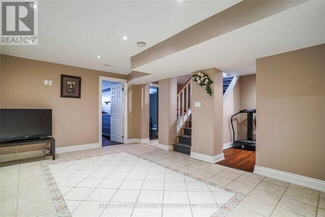 Photo du bâtiment - 1810 S Sheridan Way