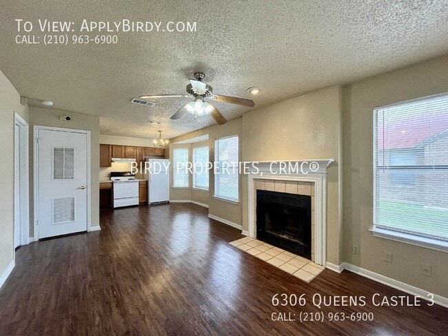 Building Photo - Charming 1-Bedroom Multiplex with Cozy Fir...